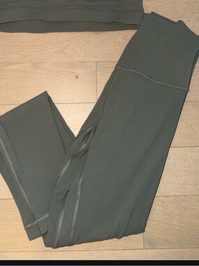 Lululemon Sage Green Leggings Size 4